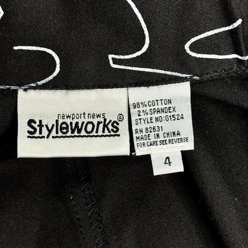 Newport News Styleworks VNTGBlack White Pleated Stretch Zip Jacket Womens Size 4 - Picture 8 of 8